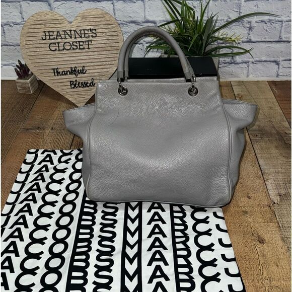 Marc by Marc Jacobs Too Hot to Handle Bentley Tote Cement Gray - Picture 2 of 16